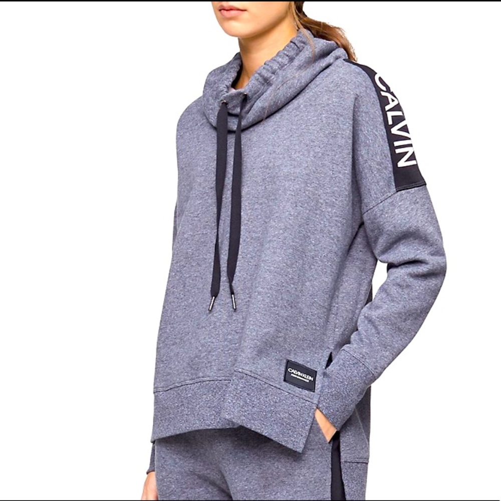 Calvin Klein Cowl Neck Performance Pullover. Women’s Size Medium